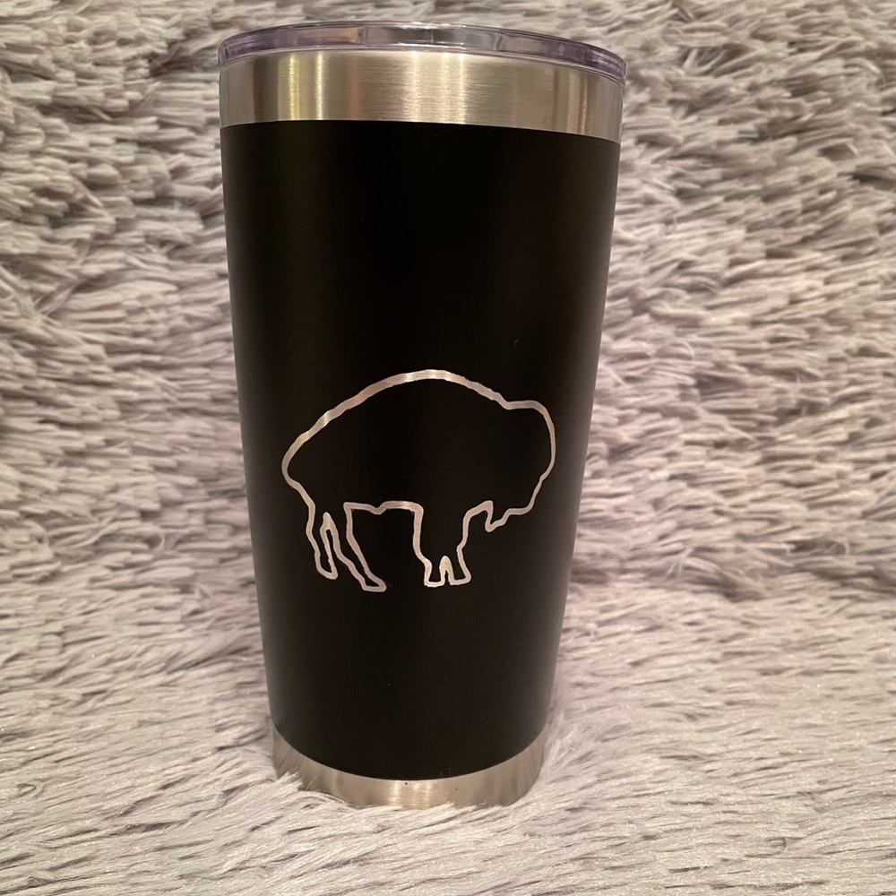 Personalized etched 20 oz. stainless steel tumbler with lid - Picture 4 of 4